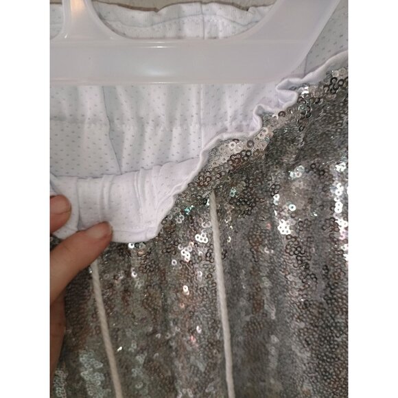 Design Vogue Silver Sequin Womens Shorts XL 95% Polyester 5%‎ Spandex - Picture 8 of 8